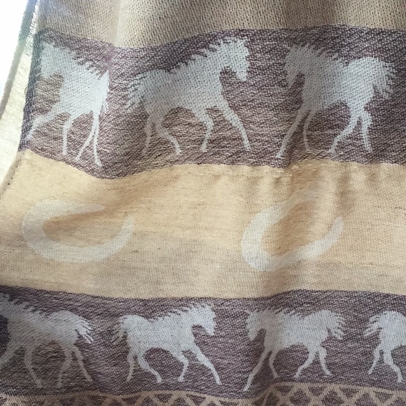 🍋 Brown Equestrian Silk-Blend Scarf - Picture 6 of 7